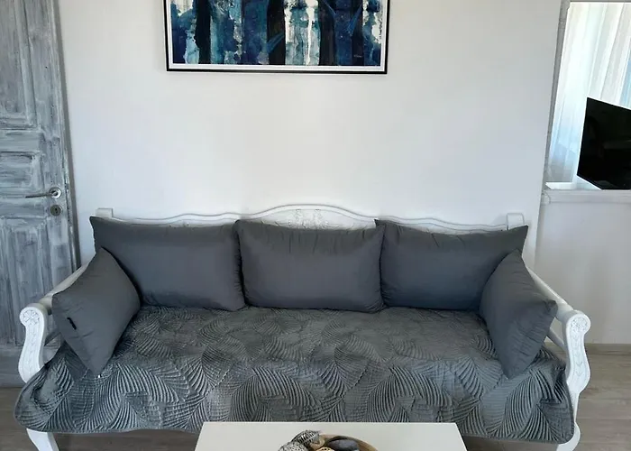 Semesterbostad The Olive House Márpissa